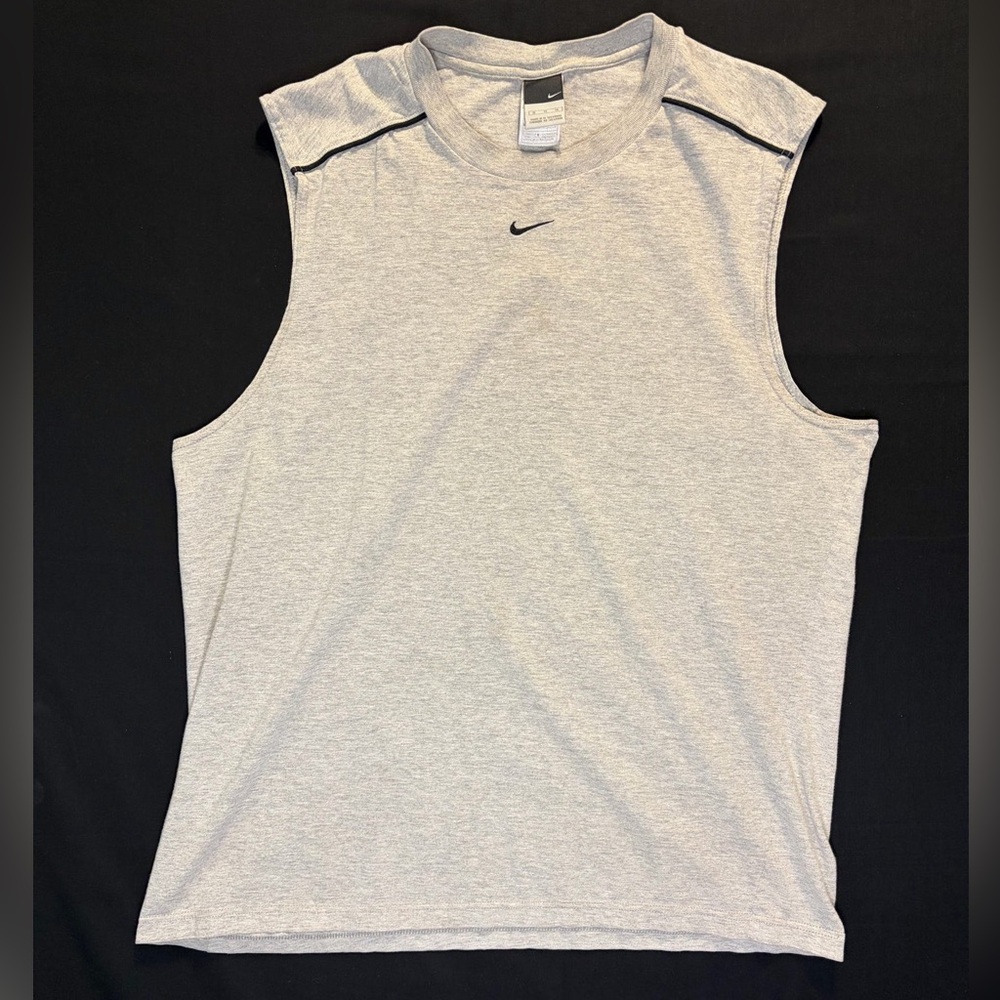 Nike Men's Light Gray Tank Top